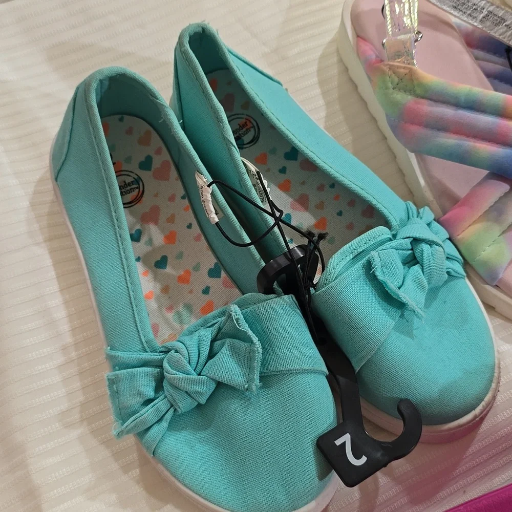 Girl's Shoe Bundle - Picture 4 of 12